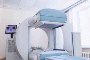 radiotherapy machine to treat cancer