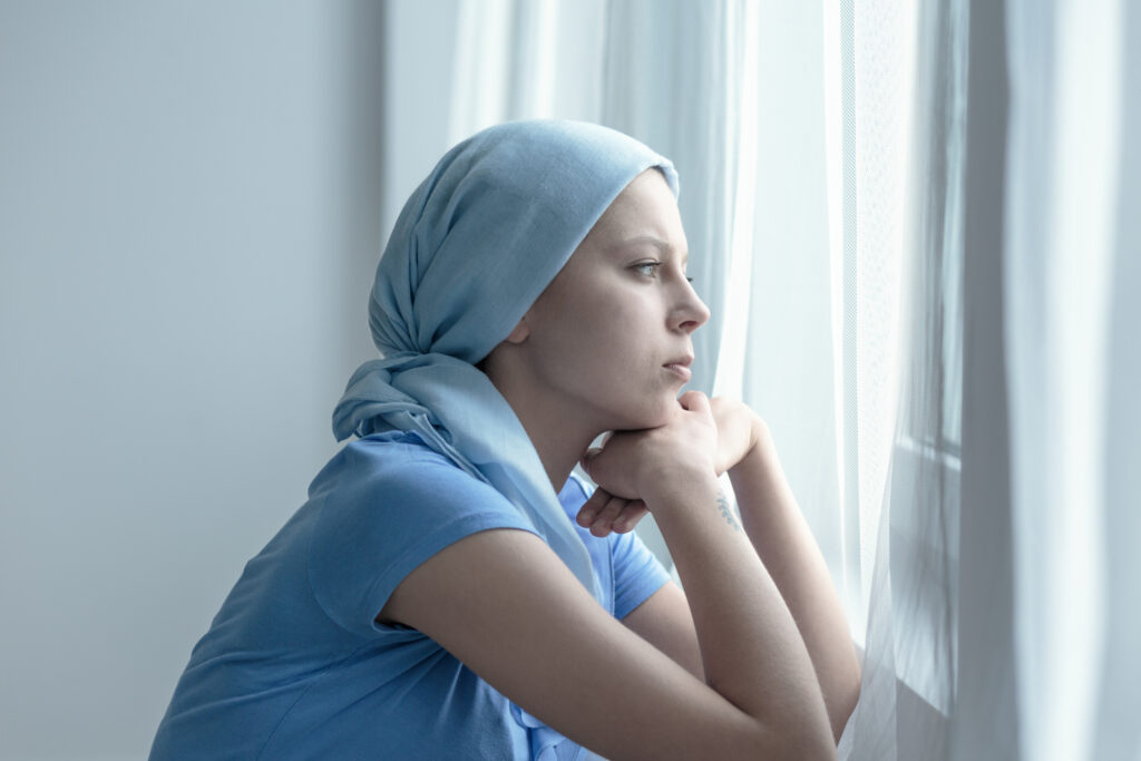 Radiation side effects include fatigue, skin irritation, and tissue damage