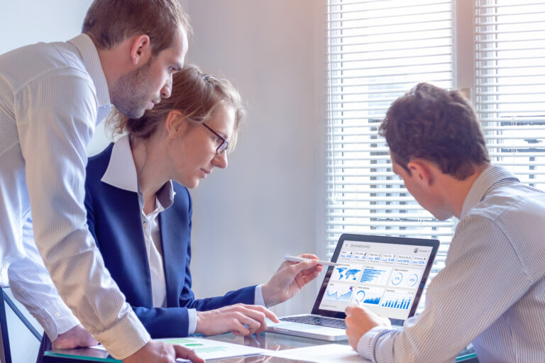 Mastering expert strategies at Jumpfactor transforms IT marketing into results