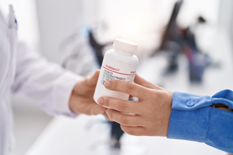 Pharmacists can prescribe medication for minor ailments after professional assessment